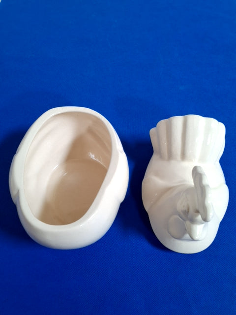 Æggehøne i keramik